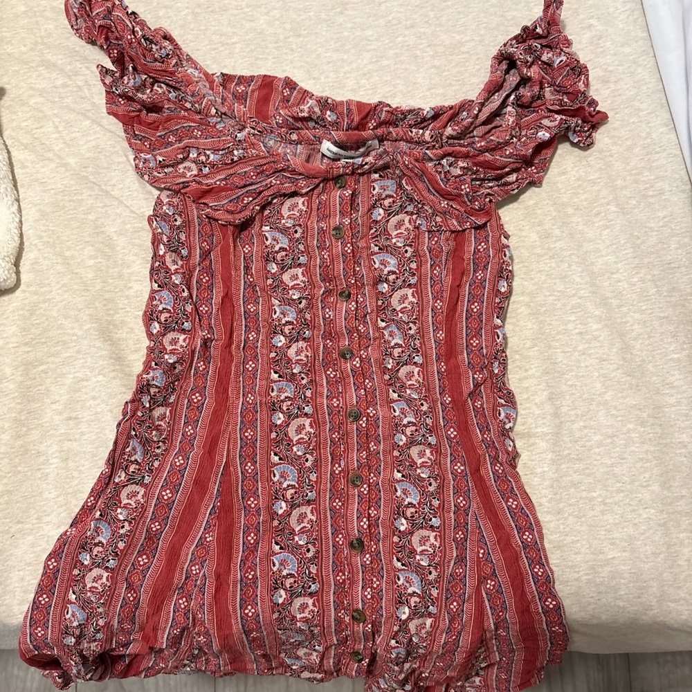 American Eagle Outfitters Red Floral Top